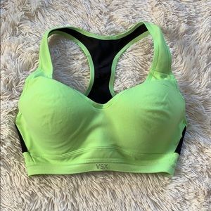 5 for $25 - VS Sport Underwire Sports Bra 32D